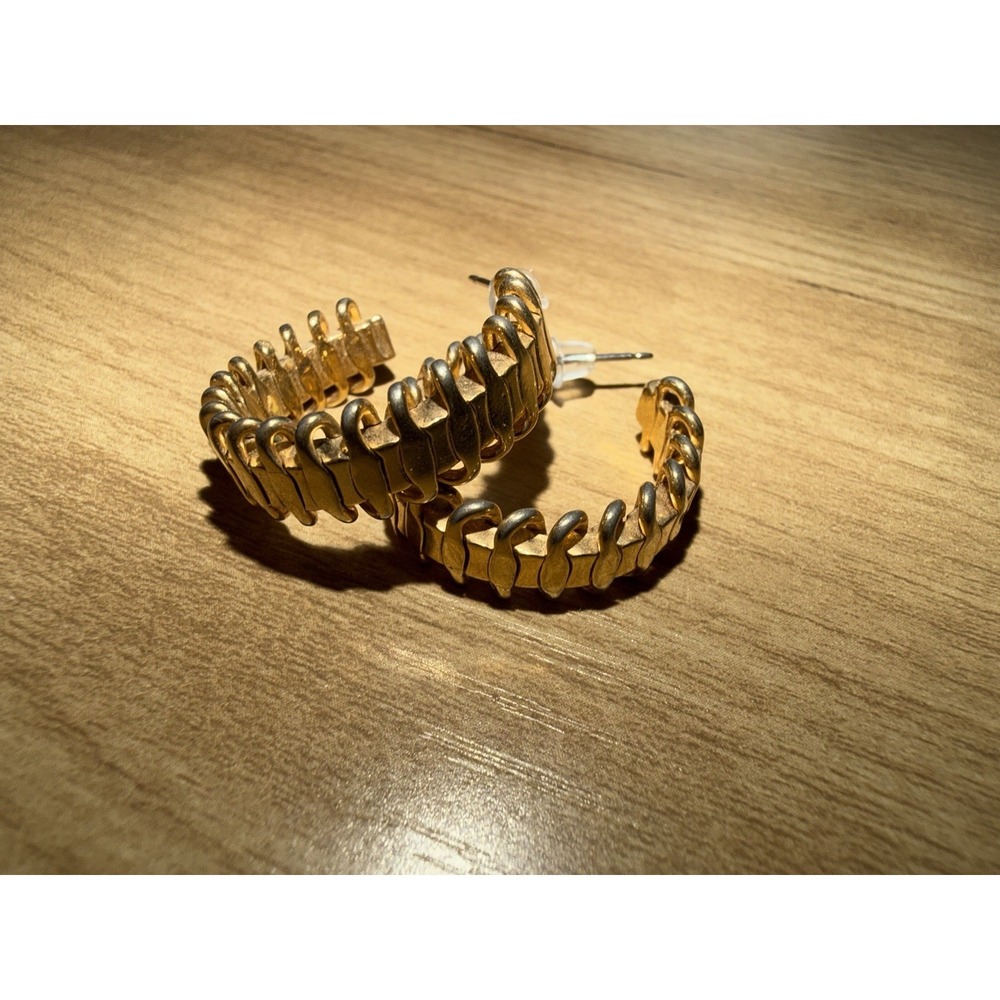 Vintage Gold Tone SARAH COVENTRY Stacked Geometric HOOP Clip Earrings Chunky